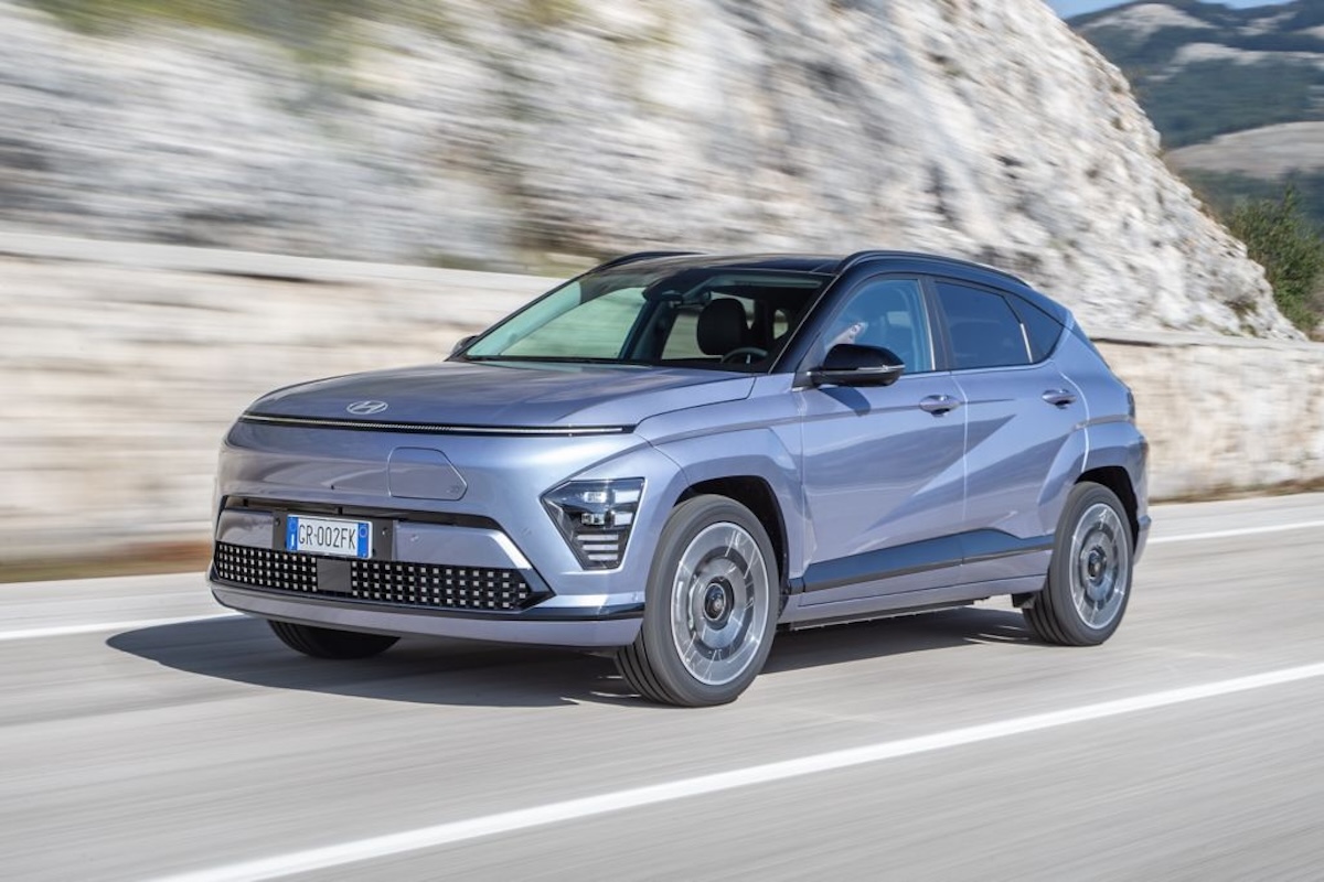 Nuova Hyundai KONA 2024: tecnologia intelligente e connessa per una mobilità sempre più personale