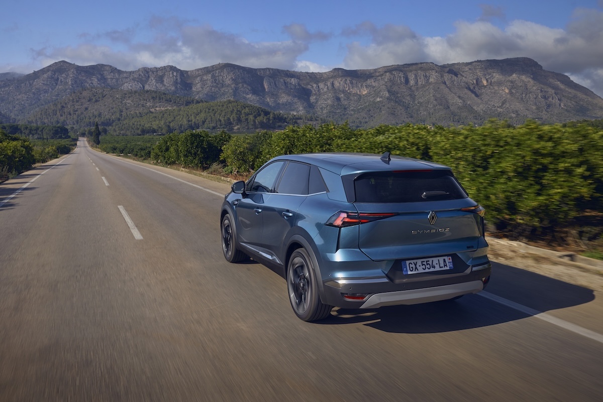 Renault E-Tech 160: il full hybrid evoluto che migliora prestazioni ed efficienza