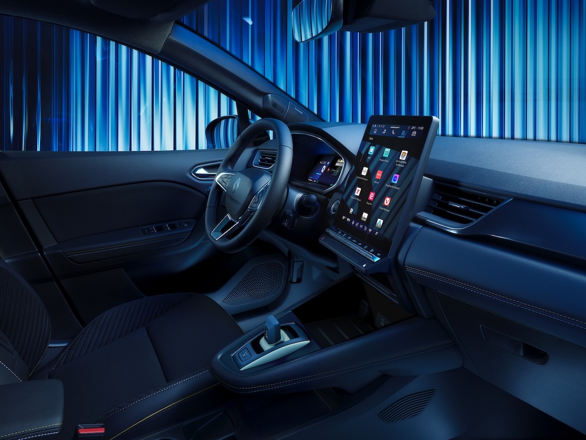 Renault E-Tech 160: il full hybrid evoluto che migliora prestazioni ed efficienza