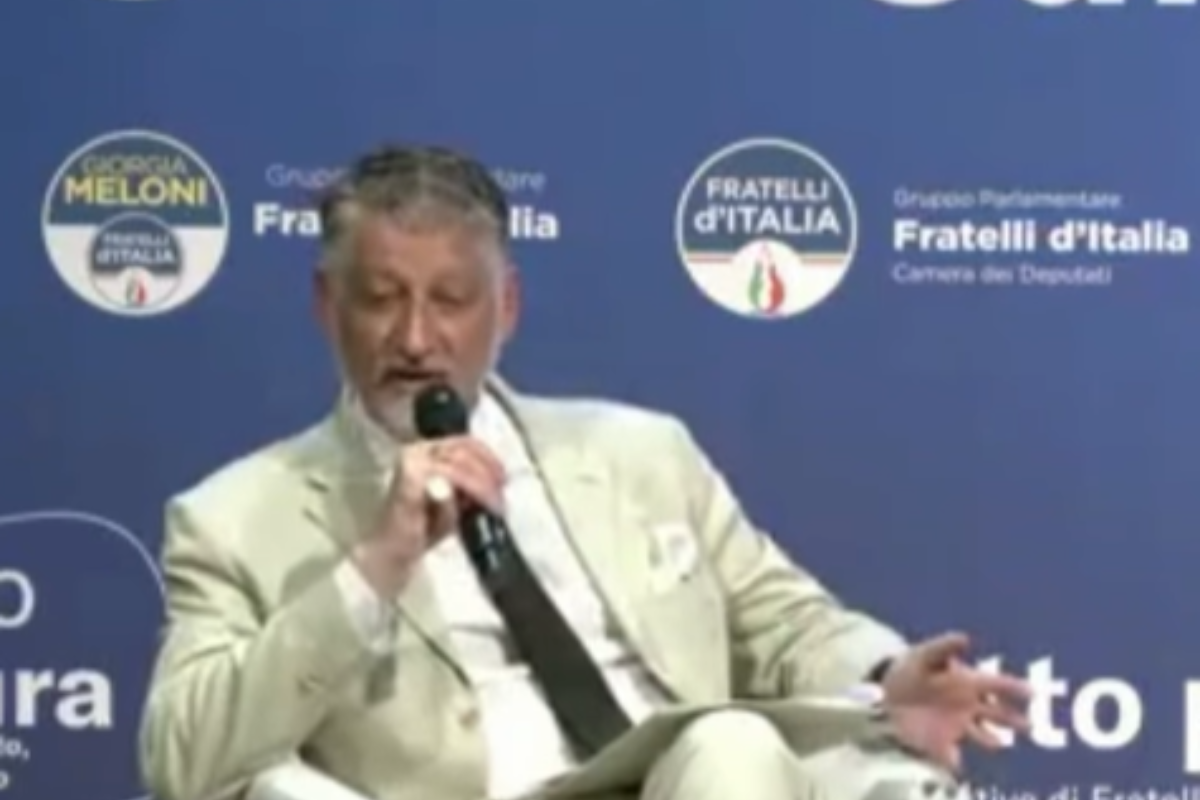 Giuli contro Elio Germano e Geppi Cucciari: “La sinistra aveva intellettuali ora solo comici” |VIDEO Giuli contro Elio Germano e Geppi Cucciari: “La sinistra aveva intellettuali ora solo comici” |VIDEO