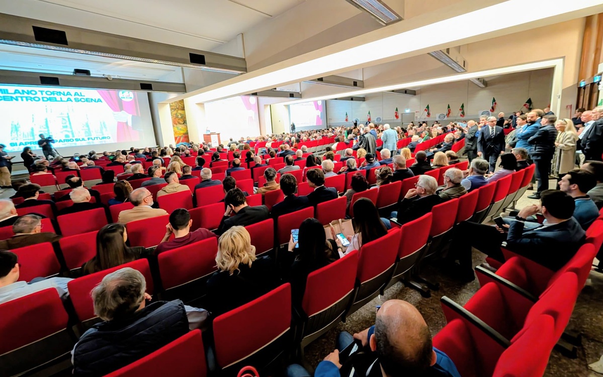 Congressi milanesi di Forza Italia, l’addio polemico del Commissario del Municipio 2 Congressi milanesi di Forza Italia, l’addio polemico del Commissario del Municipio 2