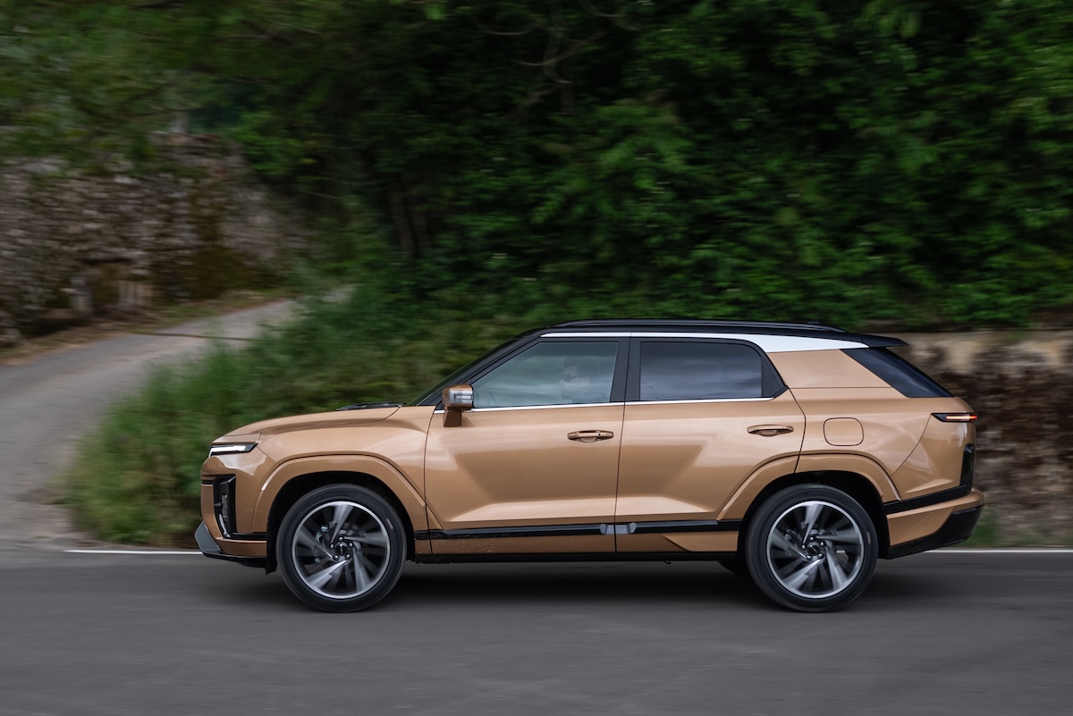 KGM Actyon debutta in Italia: il nuovo SUV coupé tra stile, tecnologia e praticità