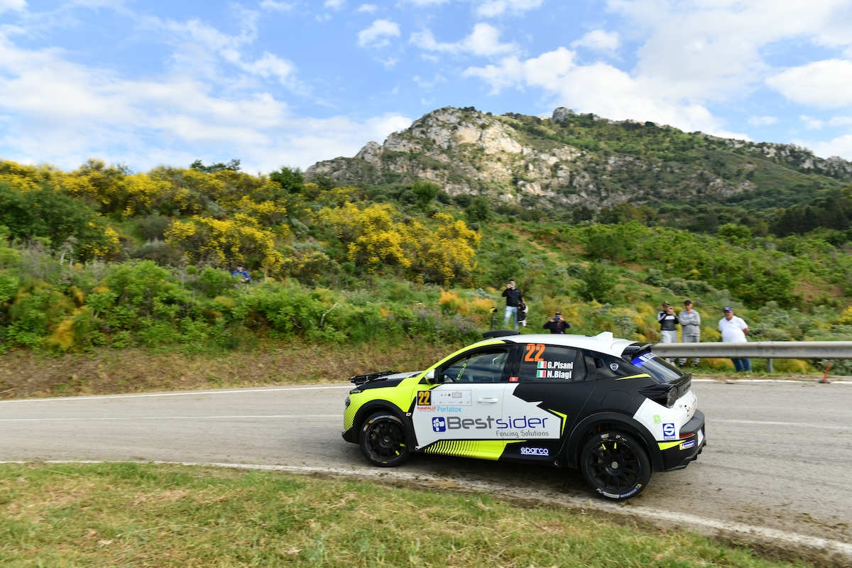 Lancia torna da protagonista alla Targa Florio con la Ypsilon Rally4 HF Lancia torna da protagonista alla Targa Florio con la Ypsilon Rally4 HF