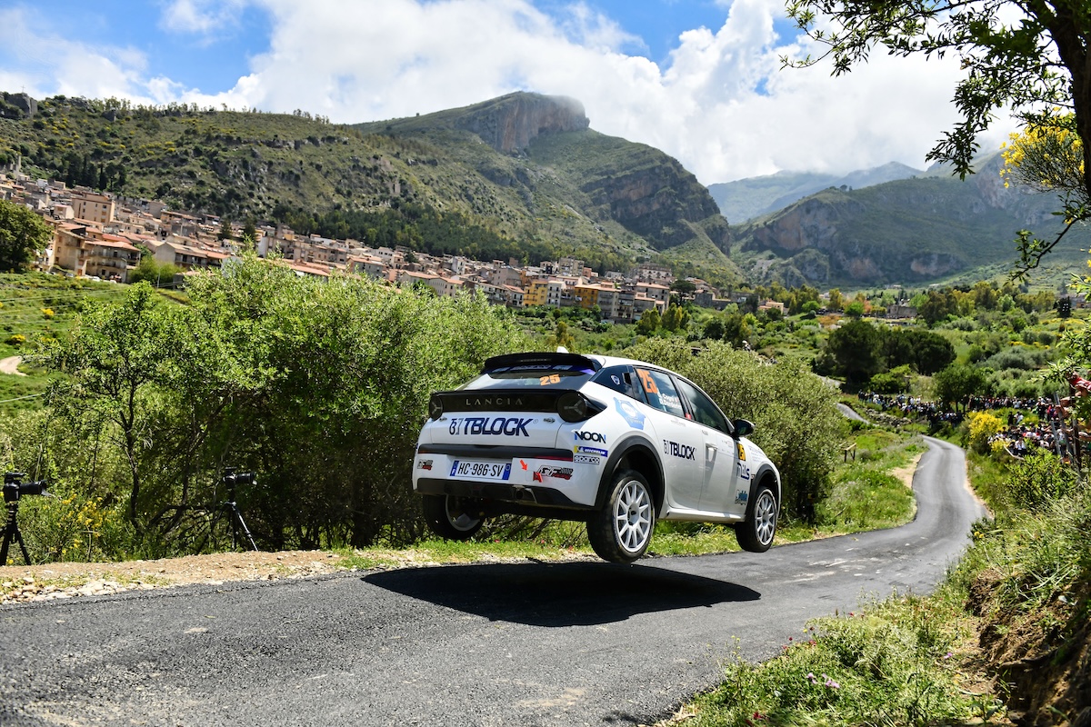 Lancia torna da protagonista alla Targa Florio con la Ypsilon Rally4 HF Lancia torna da protagonista alla Targa Florio con la Ypsilon Rally4 HF
