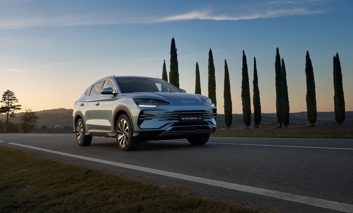 BYD SEAL U DM-i, il SUV ibrido protagonista all’Eurovision 2025 tra stile, sostenibilità e innovazione BYD SEAL U DM-i, il SUV ibrido protagonista all’Eurovision 2025 tra stile, sostenibilità e innovazione