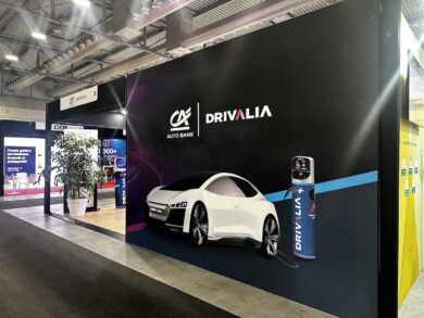 CA Auto Bank e Drivalia protagoniste all’Automotive Dealer Day 2025 tra AI, mobilità green e nuovi brand