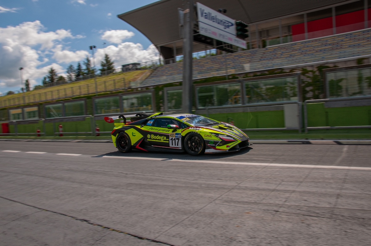 Leonardo Arduini debutta nel Campionato Italiano GT Cup con la Lamborghini Huracan ST EVO II Leonardo Arduini debutta nel Campionato Italiano GT Cup con la Lamborghini Huracan ST EVO II