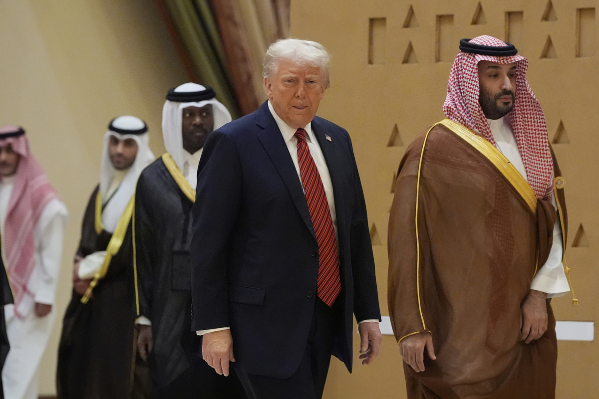 Washington-Teheran, prove di distensione. Trump: “Ci avviciniamo a un accordo con l’Iran sul nucleare”