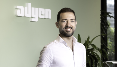 Adyen, presentato il Retail Report 2025: il 32% degli italiani fa shopping con l’IA