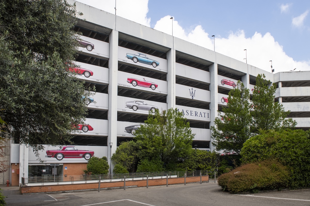 Maserati GranTurismo e GranCabrio tornano a Modena: il futuro del lusso italiano