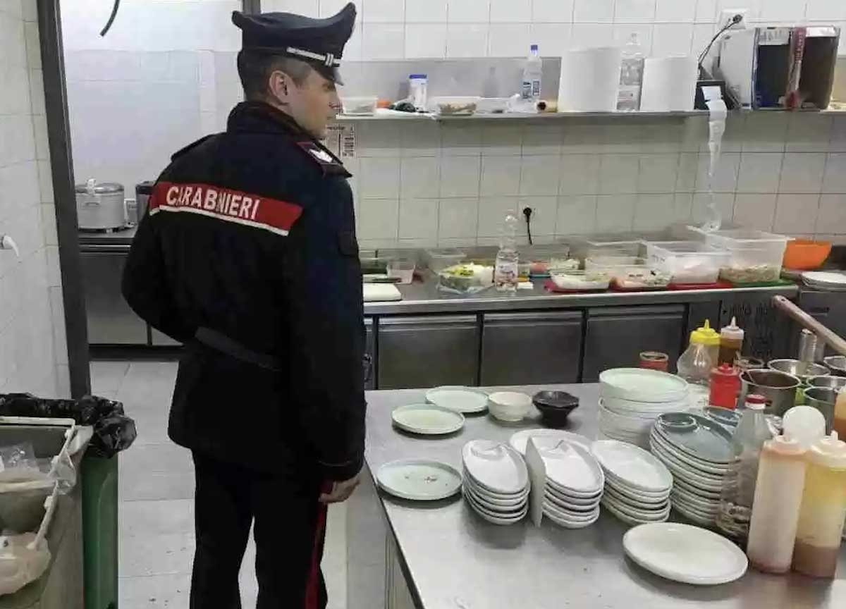 Roma, “Monster Chef” etnico a Monteverde: per Nas e Asl cucina “lurida”. Chiuso per sempre Roma, “Monster Chef” etnico a Monteverde: per Nas e Asl cucina “lurida”. Chiuso per sempre