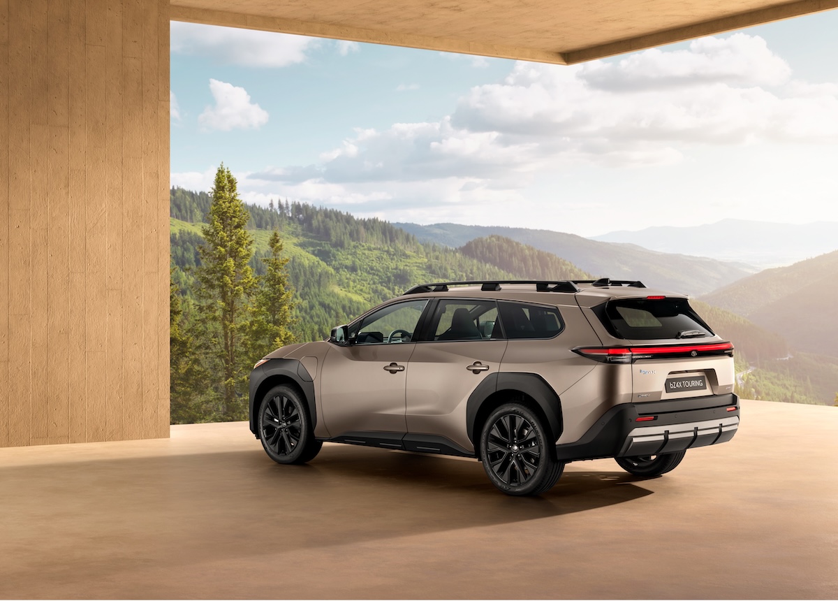 Toyota bZ4X Touring, il SUV elettrico ideale per famiglie e sportivi