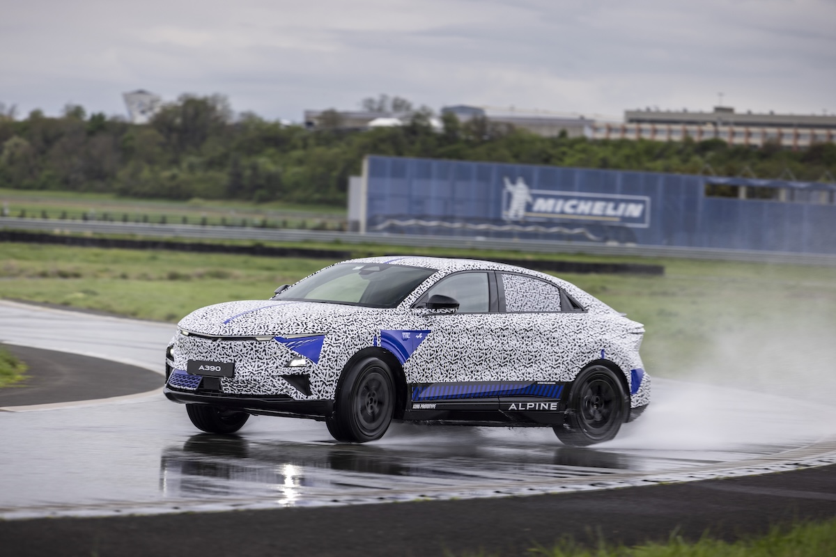 Alpine celebra i suoi 70 anni con un grande raduno a Dieppe Alpine celebra i suoi 70 anni con un grande raduno a Dieppe