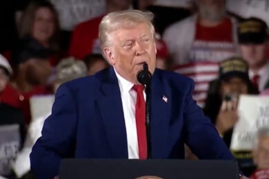 Trump furioso attacca la Corte Suprema Usa: “Non vogliono farci cacciare i criminali”