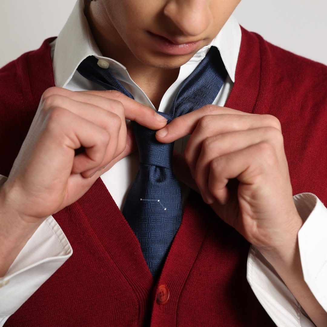 ELIOS MILANO presenta la nuova collezione “Ribon” 2025 ELIOS MILANO presenta la nuova collezione “Ribon” 2025