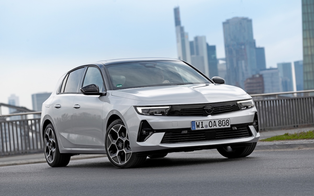 Opel Kadett City compie 50 anni: storia e spirito moderno rivivono oggi nella nuova Opel Astra