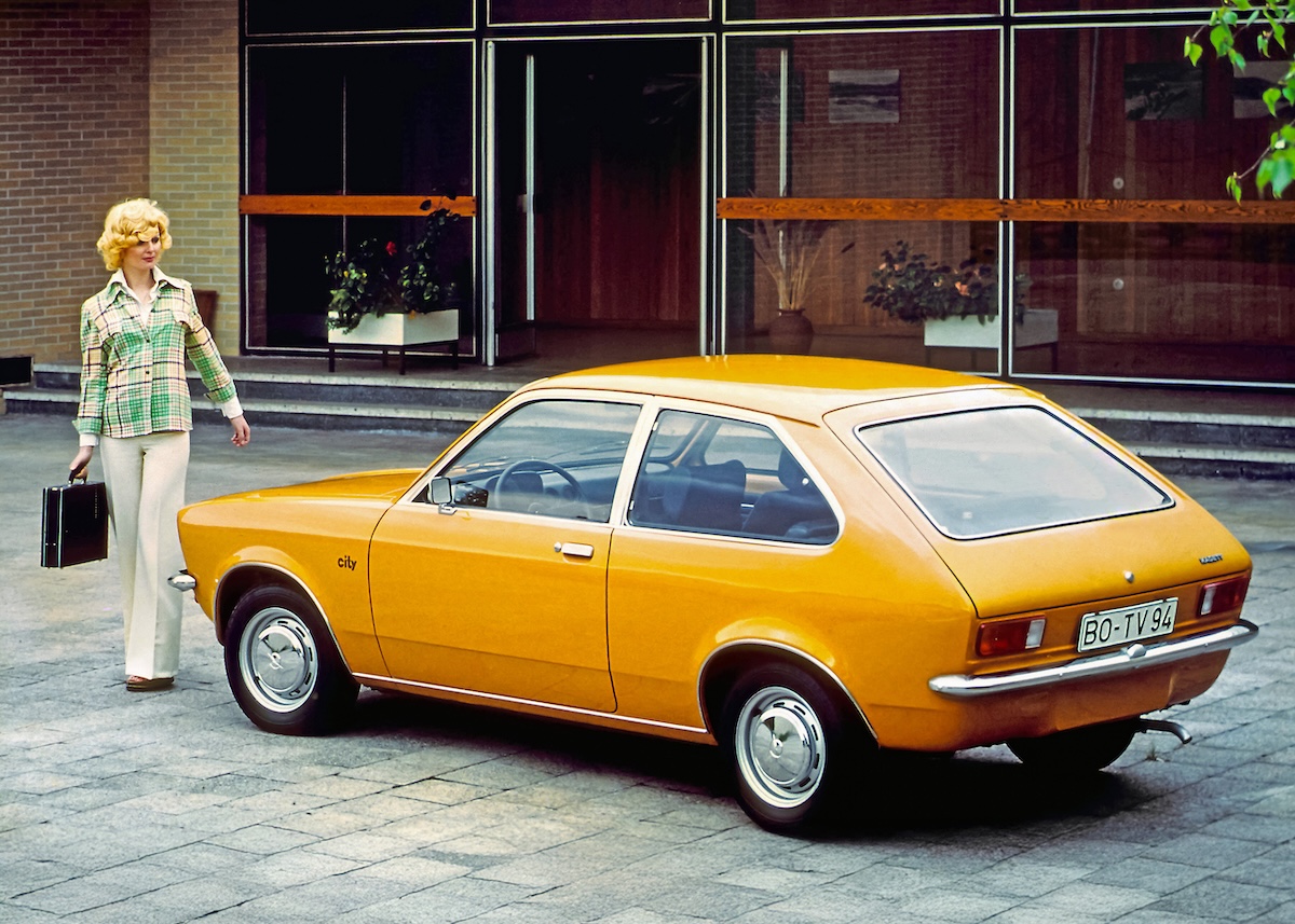 Opel Kadett City compie 50 anni: storia e spirito moderno rivivono oggi nella nuova Opel Astra