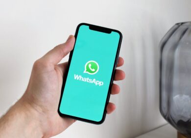 WhatsApp cambia faccia: l’app si rinnova per milioni di utenti. Le novità