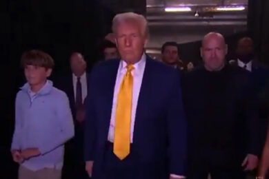 Ucraina, il Cremlino gela le attese. Zelensky: “La Russia prende tempo per continuare la guerra”