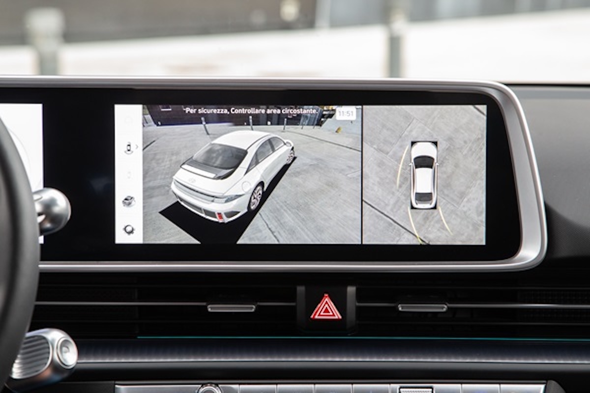 Hyundai e la nuova era dell’assistenza al parcheggio: comfort, tecnologia e sicurezza a 360 gradi Hyundai e la nuova era dell’assistenza al parcheggio: comfort, tecnologia e sicurezza a 360 gradi