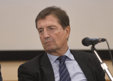 Chi è il procuratore Fabio Napoleone, il “Batman del caso Garlasco” secondo Corona