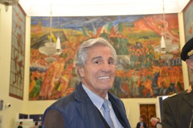 Mondo della boxe in lutto, morto il campione del mondo Nino Benvenuti: aveva 87 anni.