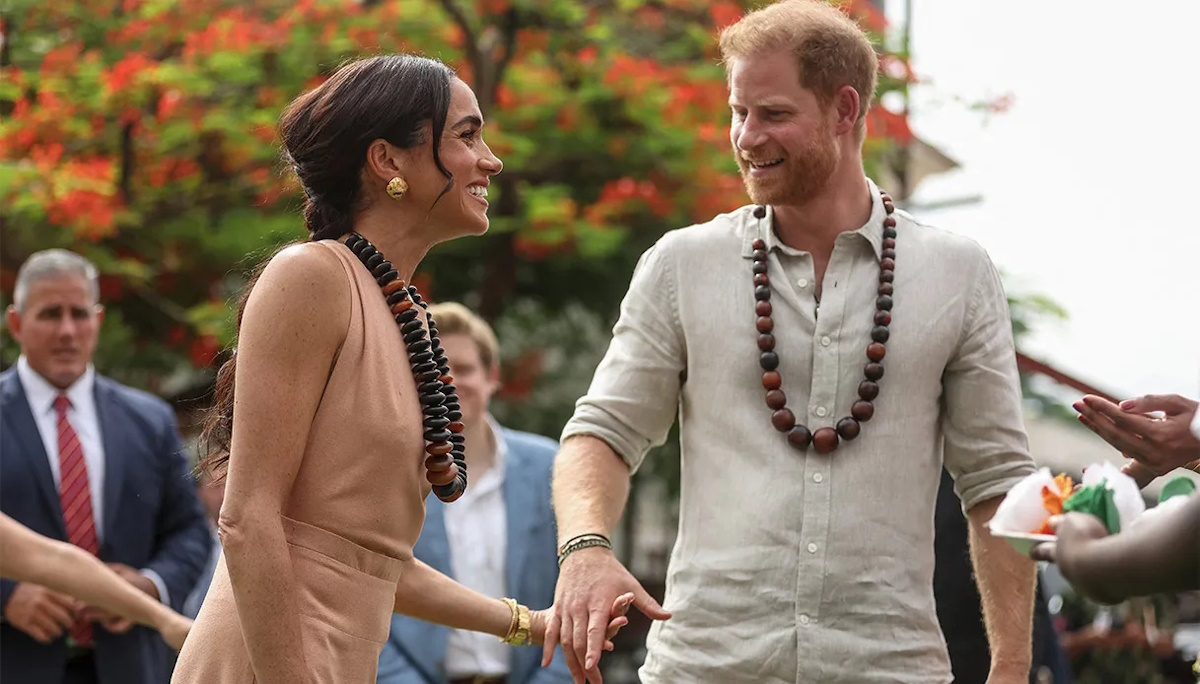 Harry e Meghan in piena crisi del settimo anno: “Lui è succube, lei fa la parte della vittima”. Le accuse del fratello della duchessa