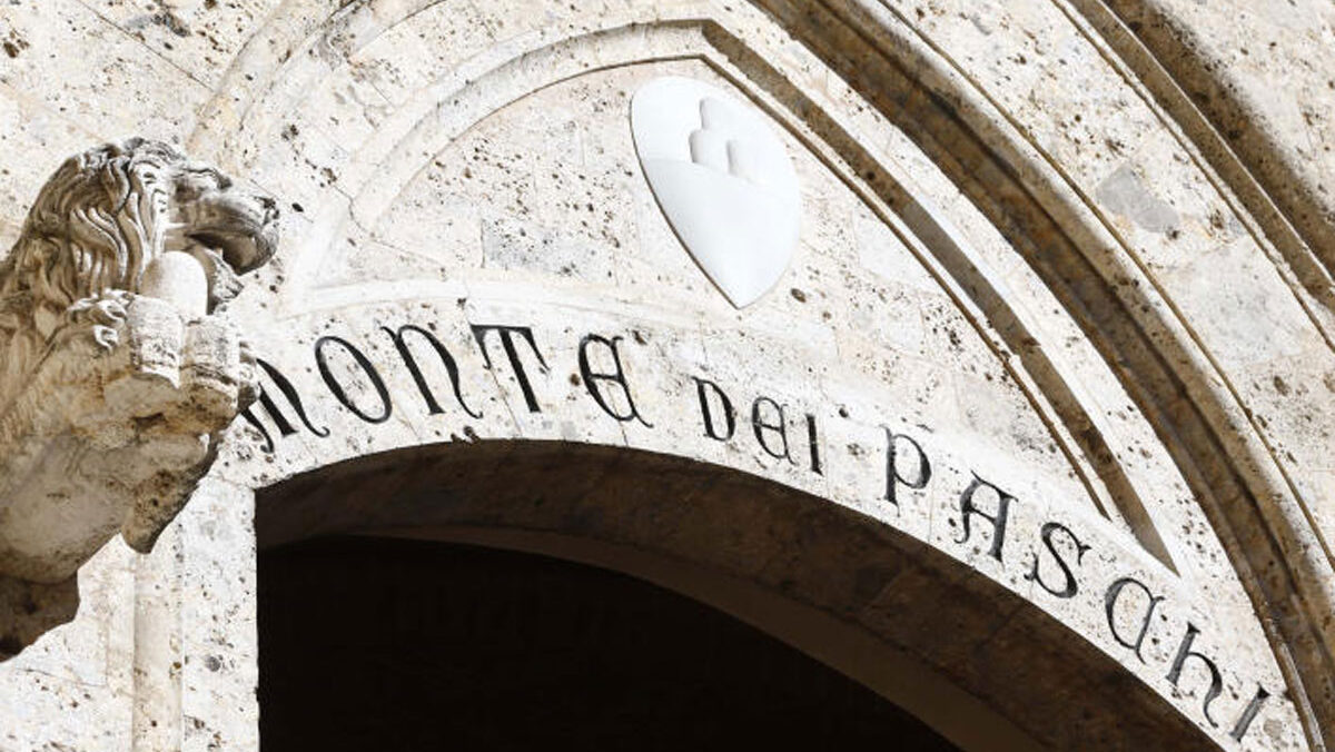 Mps, i soci affossano la fusione con Mediobanca. Il 64% vota no Mps, i soci affossano la fusione con Mediobanca. Il 64% vota no