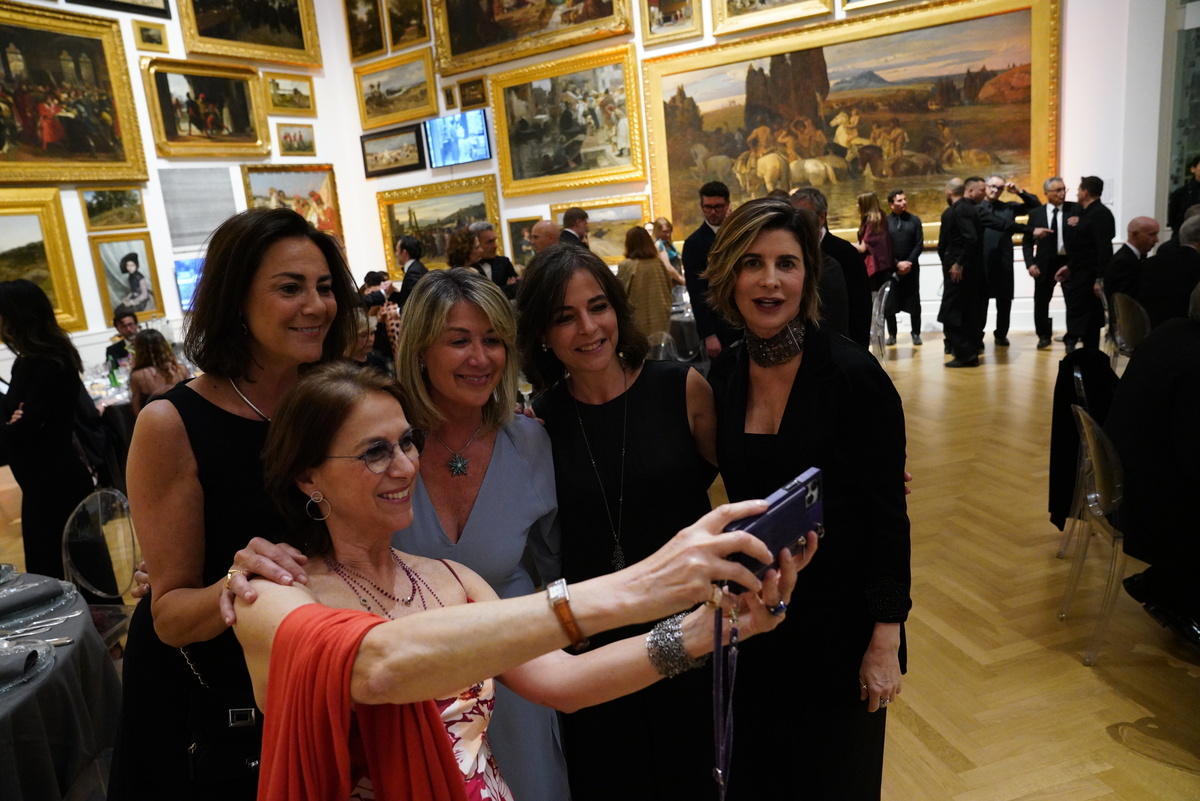 Il Gala di The Art Symposium illumina la città di Roma: guarda la gallery dell’evento con tutti gli ospiti- FOTO