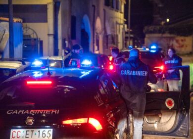 Colpo alla ‘ndrangheta, dalla droga alla politica corrotta: maxi blitz dei carabinieri. Scattano 97 arresti in tutta Italia
