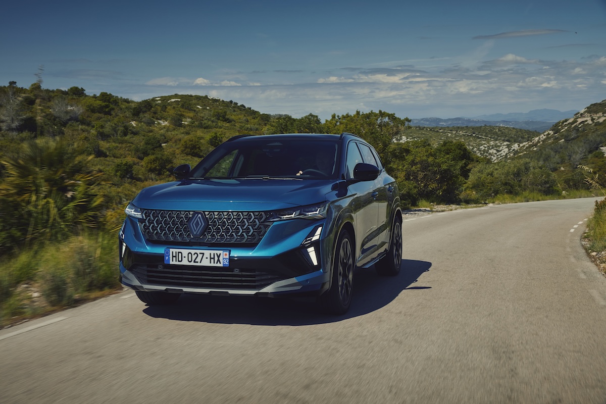 Nuovo Renault Austral 2025: più comfort, stile e tecnologia full hybrid Nuovo Renault Austral 2025: più comfort, stile e tecnologia full hybrid