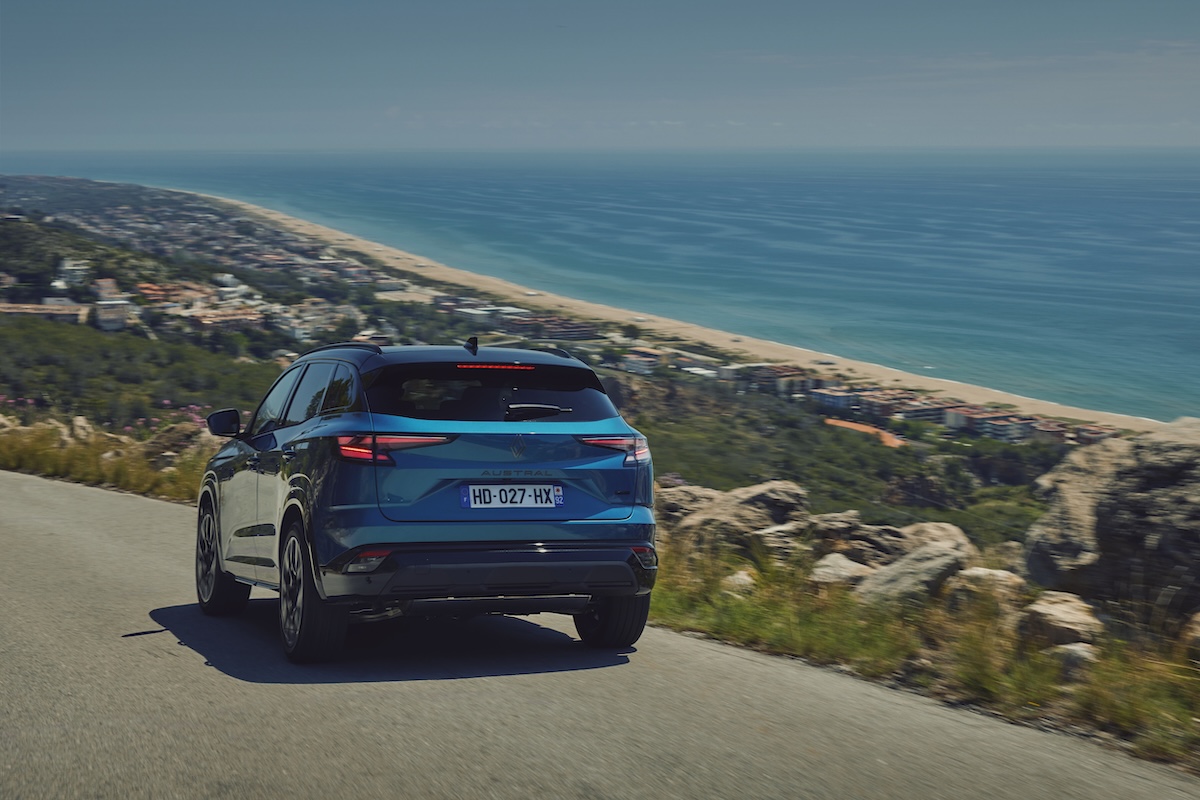 Nuovo Renault Austral 2025: più comfort, stile e tecnologia full hybrid Nuovo Renault Austral 2025: più comfort, stile e tecnologia full hybrid