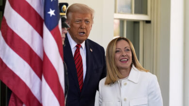 Ucraina, nuova telefonata Trump-Meloni. Ma dopo il Vaticano spunta un altro luogo per i negoziati