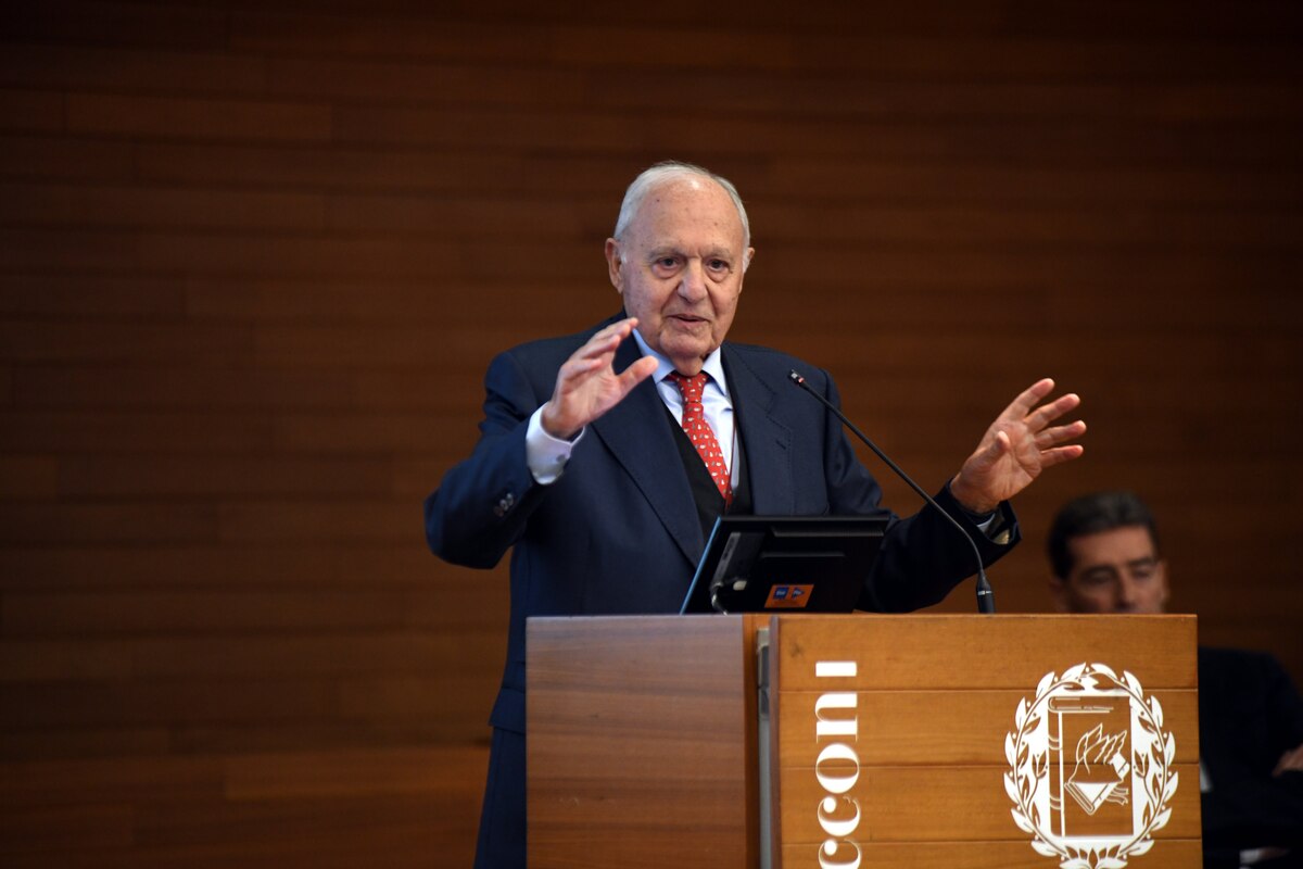 Divisivo in politica, temuto in finanza: dal muro di Mattarella al caso Unicredit-Bpm. Chi è Paolo Savona, presidente della Consob