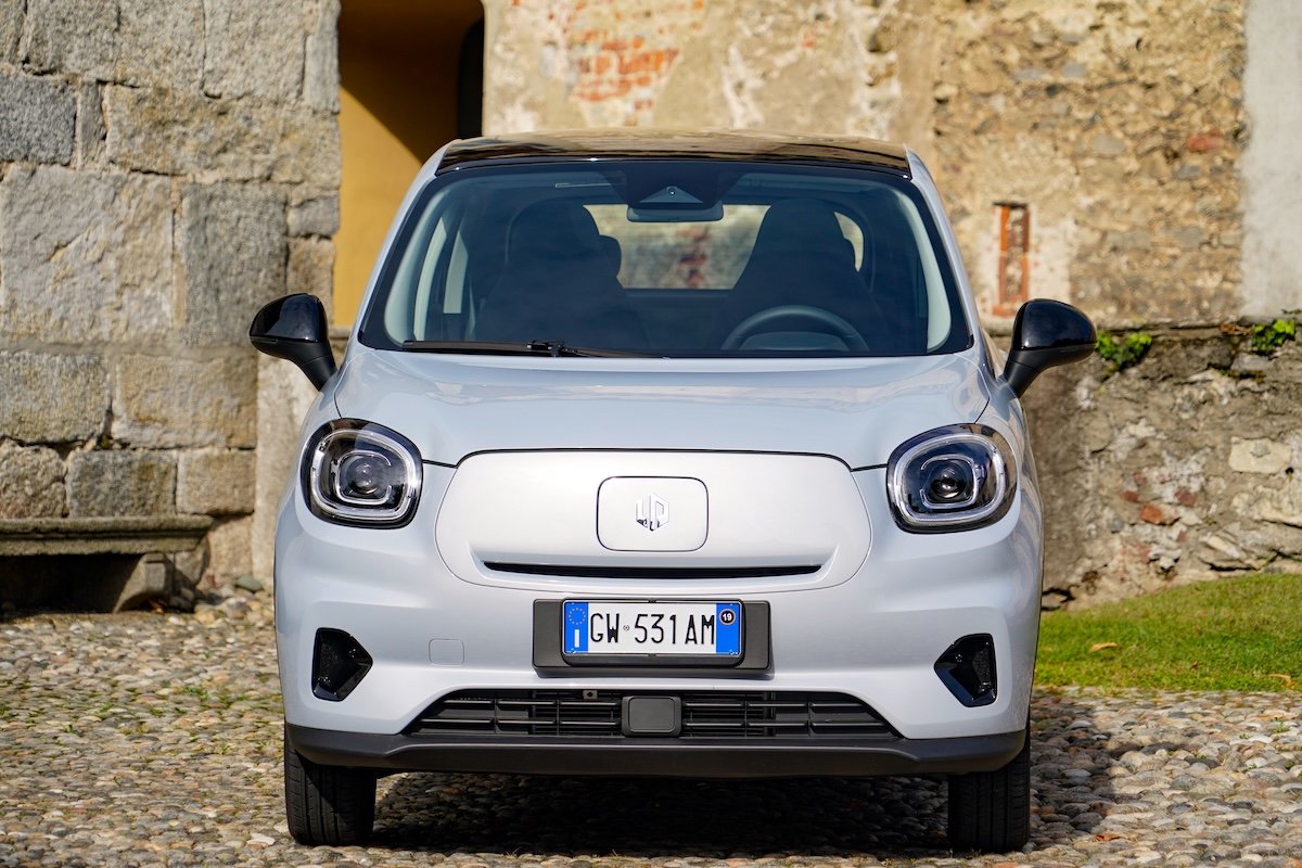 Leapmotor T03: la city car elettrica ideale per la città, con autonomia di 265 km e tecnologia smart Leapmotor T03: la city car elettrica ideale per la città, con autonomia di 265 km e tecnologia smart