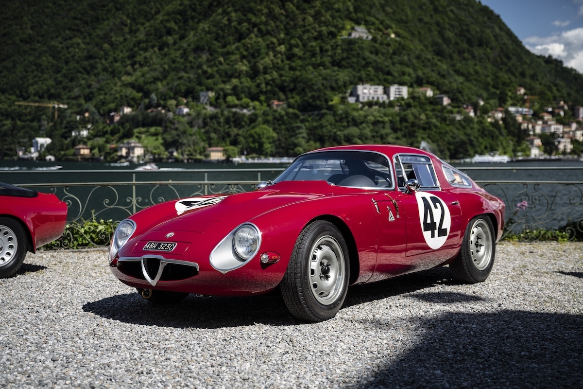 FuoriConcorso 2025: Alfa Romeo incanta con “Casa Alfa” e la nuova 33 Stradale, regina della sportività italiana