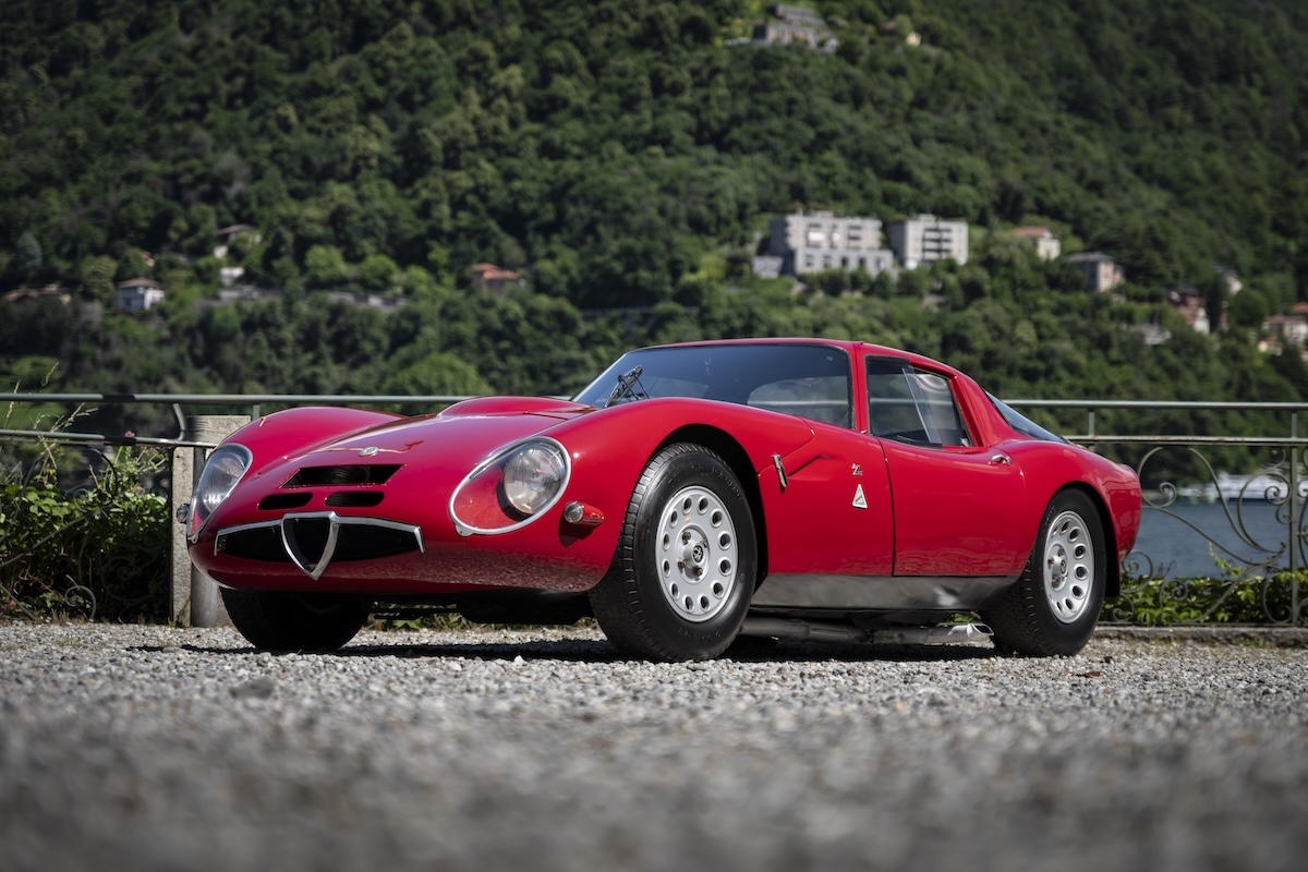 FuoriConcorso 2025: Alfa Romeo incanta con “Casa Alfa” e la nuova 33 Stradale, regina della sportività italiana