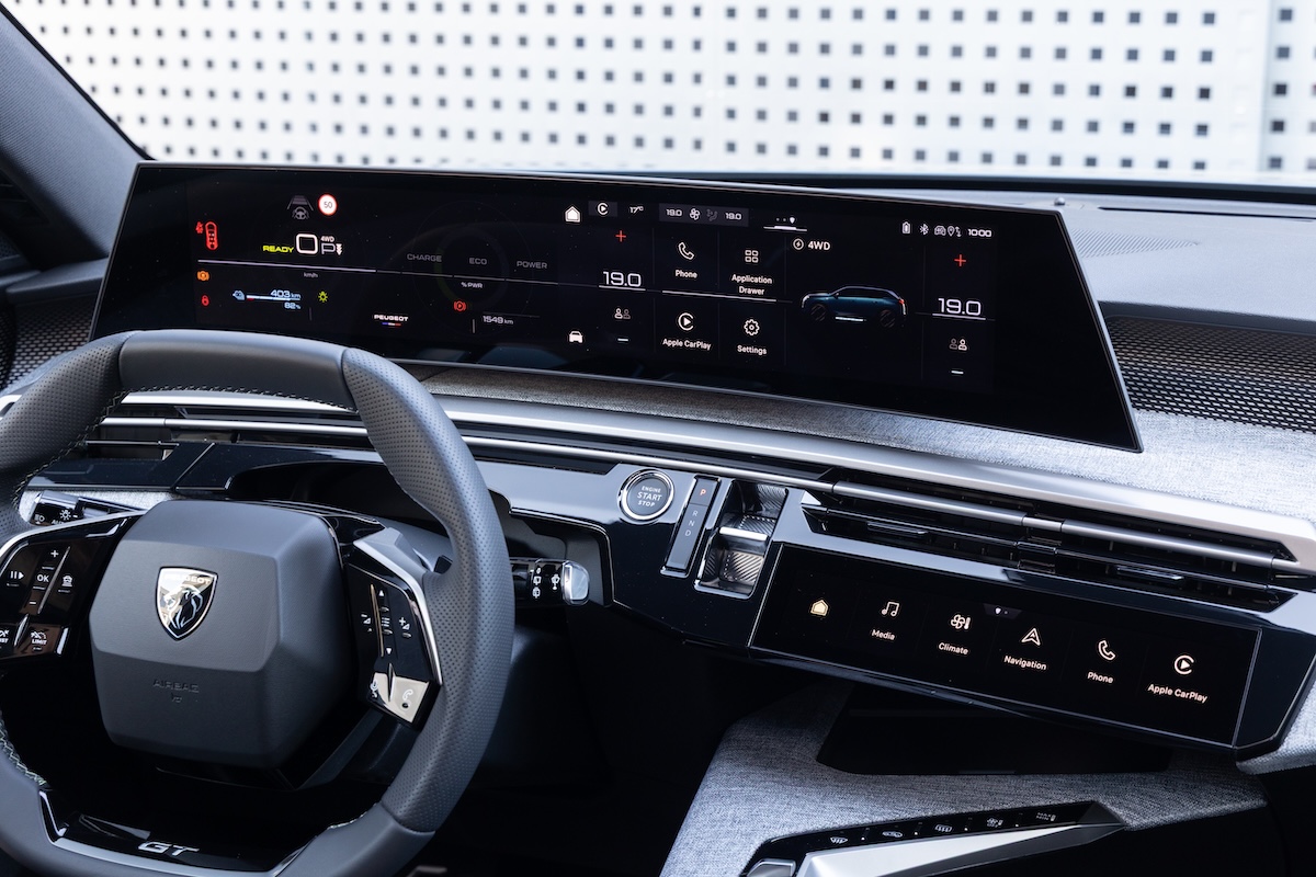 Peugeot E-3008 e E-5008 Dual Motor: 325 CV e trazione integrale per un piacere elettrico senza compromessi