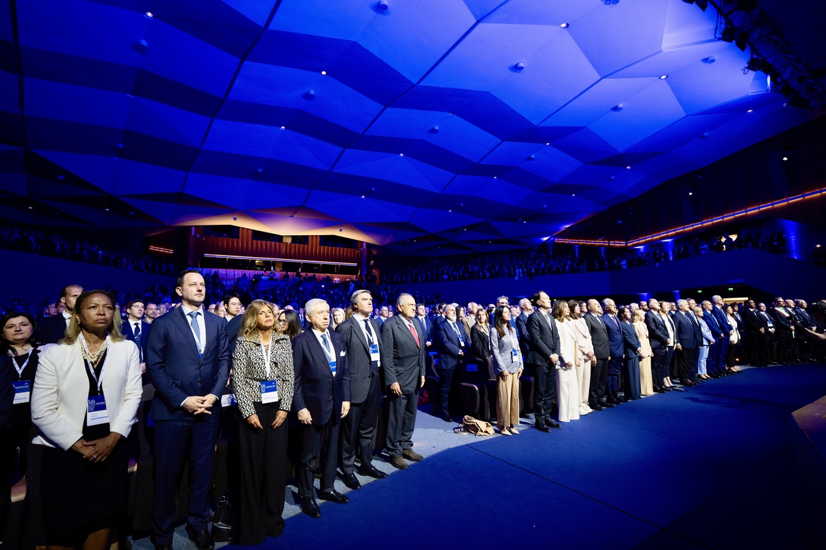 Confindustria, Meloni a Bologna: “L’Ue non sempre dalla nostra parte. Cancelli i dazi interni” Confindustria, Meloni a Bologna: “L’Ue non sempre dalla nostra parte. Cancelli i dazi interni”