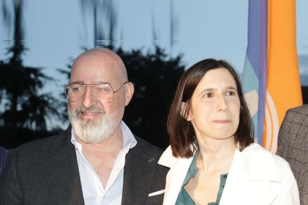Referendum, Bonaccini non si schiera. Minoranza Pd in fermento, Schlein pronta alla resa dei conti. Cresce l’ipotesi scissione Referendum, Bonaccini non si schiera. Minoranza Pd in fermento, Schlein pronta alla resa dei conti. Cresce l’ipotesi scissione