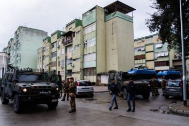 Meloni rilancia Caivano, al via il percorso di riqualificazione delle case popolari