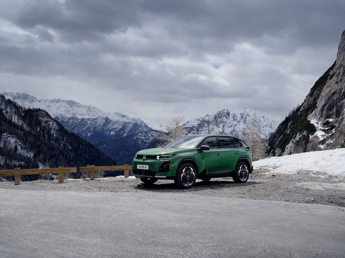 Citroën guida l’elettrificazione accessibile in Italia con i nuovi C5 Aircross, C3 Aircross e Ami Citroën guida l’elettrificazione accessibile in Italia con i nuovi C5 Aircross, C3 Aircross e Ami