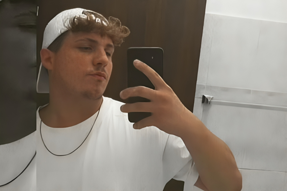 Afragola, il killer: “Ho cercato di abbracciarla ma lei ha rifiutato. Allora…” Afragola, il killer: “Ho cercato di abbracciarla ma lei ha rifiutato. Allora…”