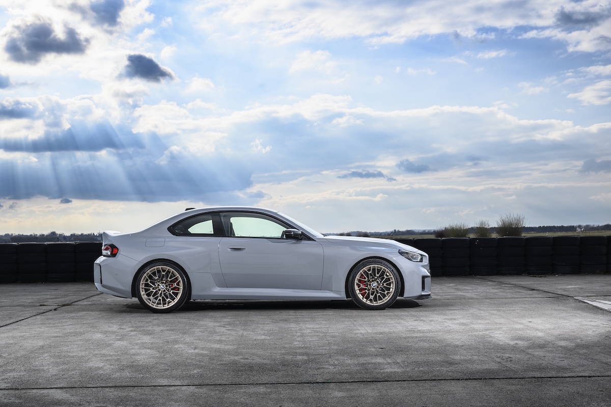 BMW M2 CS 2025: l’edizione speciale da 530 CV che riscrive le regole del piacere di guida
