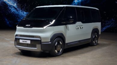 Kia Italia promuove la mobilità inclusiva: veicoli accessibili e sostegno agli atleti disabili