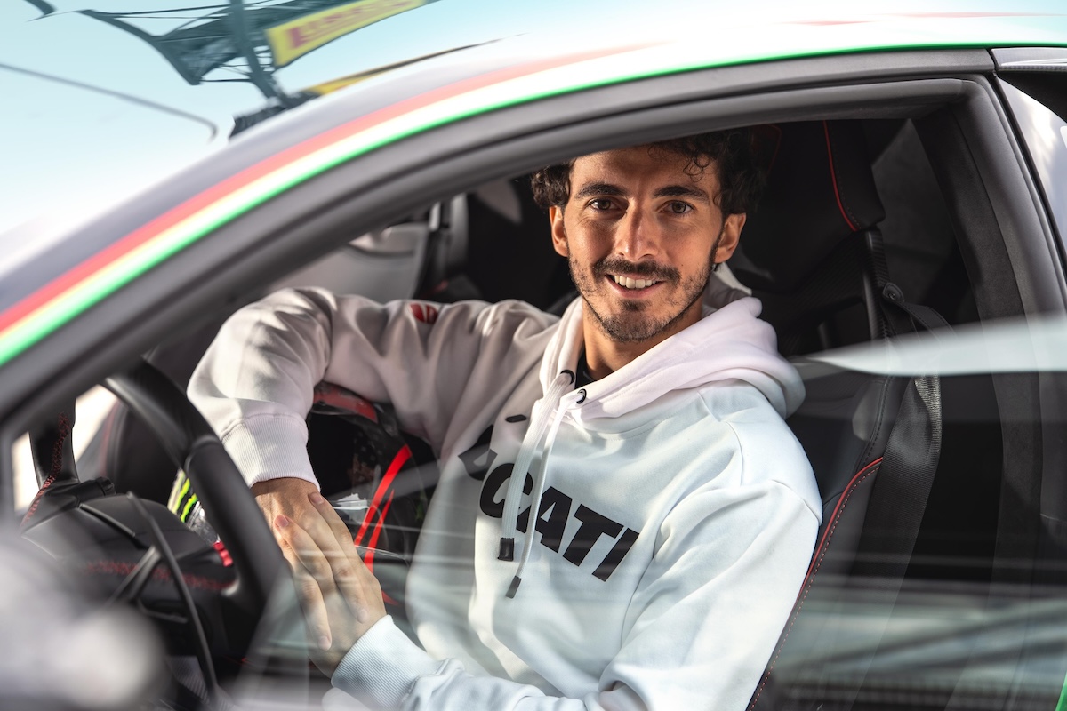 Lamborghini Temerario: Pecco Bagnaia svela la V8 da 10.000 giri e 920 CV