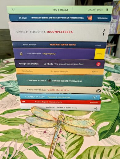 A breve si scoprirà la cinquina del Premio Strega 2025: vi raccontiamo i dodici romanzi in gara