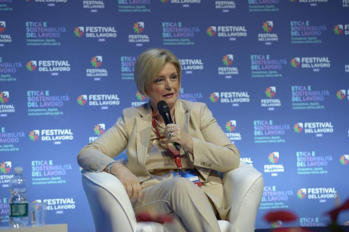 Sondaggio, Calderone il ministro più amato. Lei ad Affaritaliani.it: “A breve nuovi interventi legislativi sul lavoro”