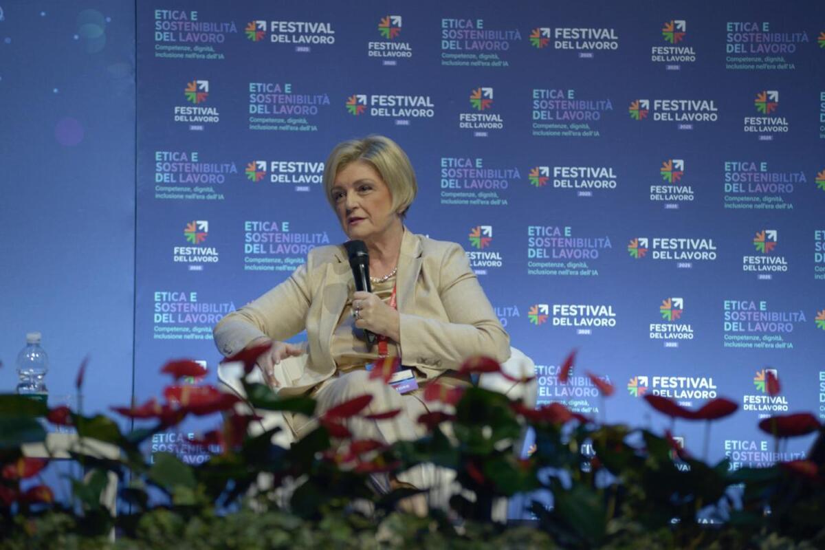 Sondaggio, Calderone il ministro più amato. Lei ad Affaritaliani.it: “A breve nuovi interventi legislativi sul lavoro”