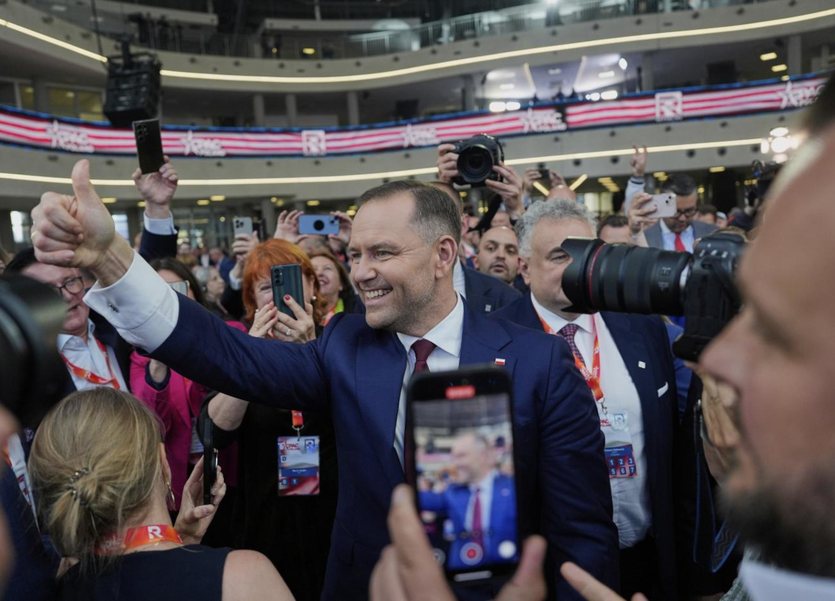 Elezioni in Polonia, vince di un soffio il sovranista Nawrocki: sconfitto l’europeista Trzaskowski Elezioni in Polonia, vince di un soffio il sovranista Nawrocki: sconfitto l’europeista Trzaskowski